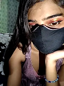 Snapshot of Crystil_love-21 chatting on October 1, 2025, 10:32 am Crystil love-21 online show from October 1, 2025, 10:32 am