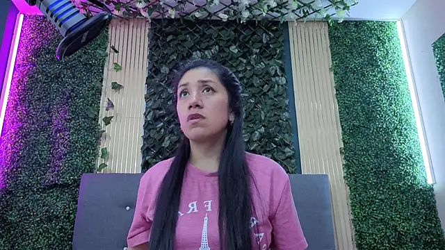 Snapshot of MihaCarther chatting on September 25, 2025, 2:10 pm MihaCarther online show from September 25, 2025, 2:10 pm