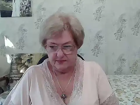Snapshot of Renata62011 chatting on September 28, 2025, 11:04 am Renata62011 online show from September 28, 2025, 11:04 am