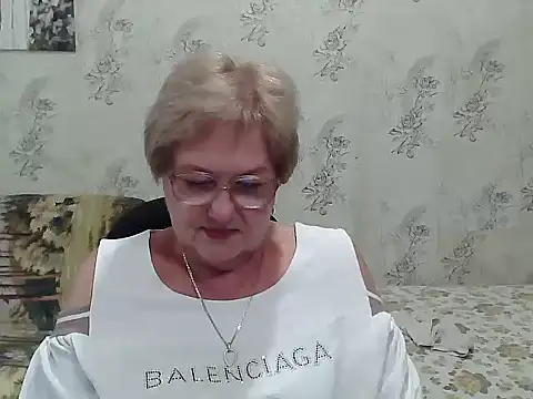 Snapshot of Renata62011 chatting on September 29, 2025, 11:26 am Renata62011 online show from September 29, 2025, 11:26 am