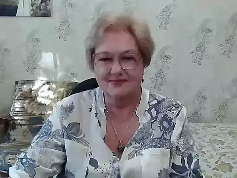 Snapshot of Renata62011 chatting on October 2, 2025, 11:39 am Renata62011 online show from October 2, 2025, 11:39 am