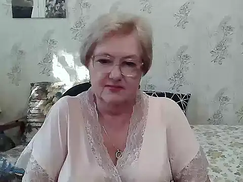 Snapshot of Renata62011 chatting on October 3, 2025, 11:40 am Renata62011 online show from October 3, 2025, 11:40 am