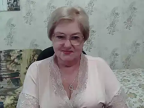 Snapshot of Renata62011 chatting on October 16, 2025, 11:22 am Renata62011 online show from October 16, 2025, 11:22 am