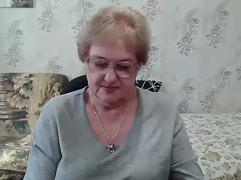 Snapshot of Renata62011 chatting on October 23, 2025, 10:58 am Renata62011 online show from October 23, 2025, 10:58 am