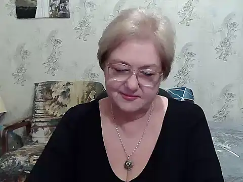 Snapshot of Renata62011 chatting on October 28, 2025, 4:16 am Renata62011 online show from October 28, 2025, 4:16 am