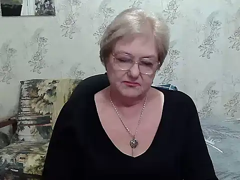 Snapshot of Renata62011 chatting on October 28, 2025, 4:20 pm Renata62011 online show from October 28, 2025, 4:20 pm