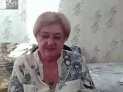 Snapshot of Renata62011 chatting on October 31, 2025, 12:28 pm Renata62011 online show from October 31, 2025, 12:28 pm