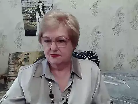 Renata62011 online show from April 8, 2026, 11:32 am