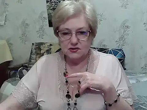 Renata62011 online show from June 17, 2026, 6:16 am