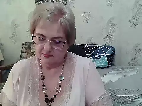 Renata62011 online show from June 19, 2026, 12:53 pm