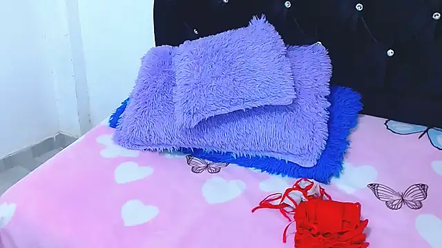 Gabi Jhons 23 online show from November 8, 2025, 9:09 am