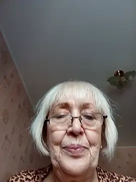 Snapshot of Anatolia5961 chatting on June 17, 2026, 2:40 pm Anatolia5961 online show from June 17, 2026, 2:40 pm