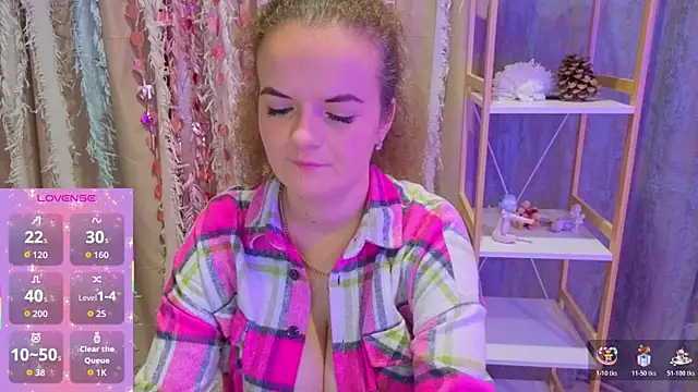 Luisa Rosee online show from October 17, 2025, 7:38 pm