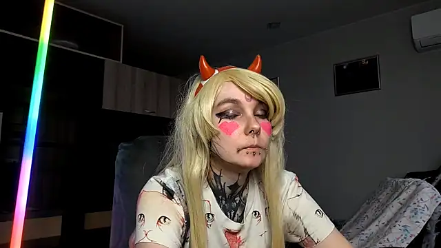 Snapshot of HighelikeGirl chatting on October 11, 2025, 1:09 pm HighelikeGirl online show from October 11, 2025, 1:09 pm