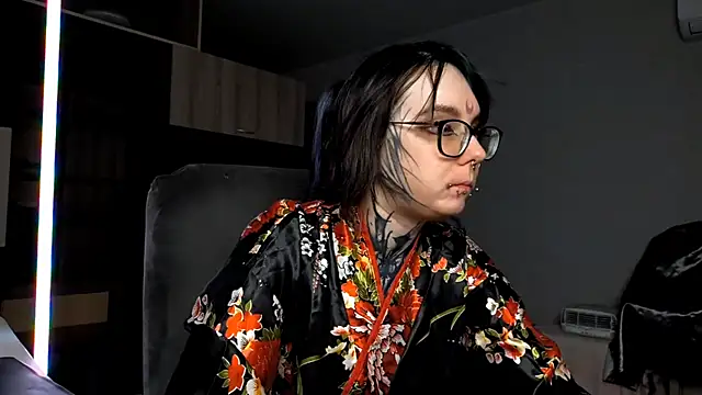 Snapshot of HighelikeGirl chatting on October 17, 2025, 2:08 pm HighelikeGirl online show from October 17, 2025, 2:08 pm