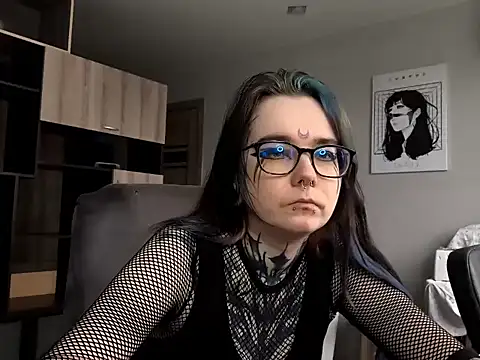 Snapshot of HighelikeGirl chatting on October 28, 2025, 7:12 am HighelikeGirl online show from October 28, 2025, 7:12 am