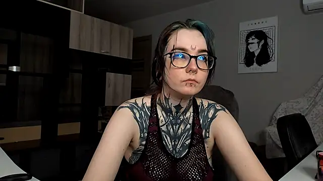 Snapshot of HighelikeGirl chatting on October 30, 2025, 8:05 am HighelikeGirl online show from October 30, 2025, 8:05 am