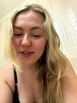 SunshineEmma online show from September 24, 2025, 9:40 pm