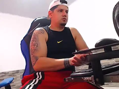 Snapshot of mister_cum1999 chatting on March 7, 2026, 5:10 pm mister cum1999 online show from March 7, 2026, 5:10 pm