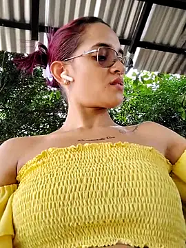 cris dulce online show from May 1, 2026, 6:34 pm