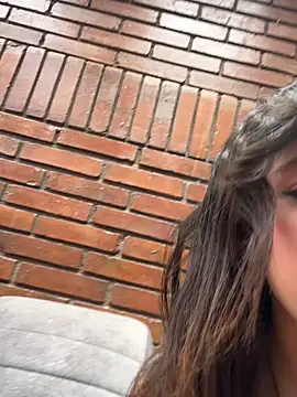 Summy sweet online show from September 12, 2025, 6:30 pm