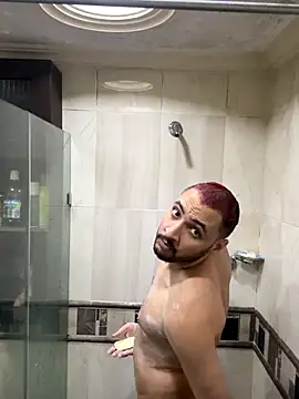   Damian    online show from September 15, 2025, 10:43 pm