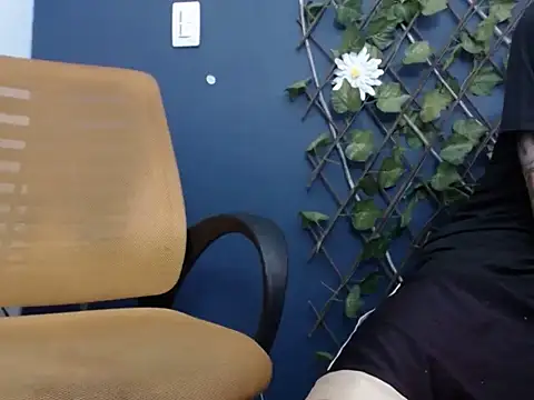 Edd smit online show from September 25, 2025, 4:21 pm