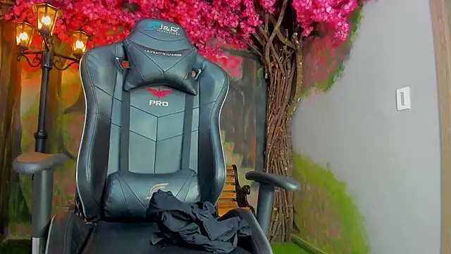 Snapshot of VenusBlazer chatting on October 18, 2025, 11:11 am VenusBlazer online show from October 18, 2025, 11:11 am