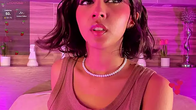 NikoYoon online show from September 25, 2025, 8:34 pm