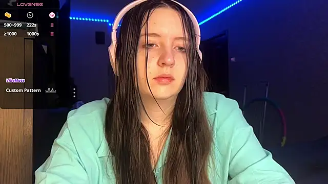 Snapshot of LauretteRagar chatting on October 2, 2025, 5:09 pm LauretteRagar online show from October 2, 2025, 5:09 pm