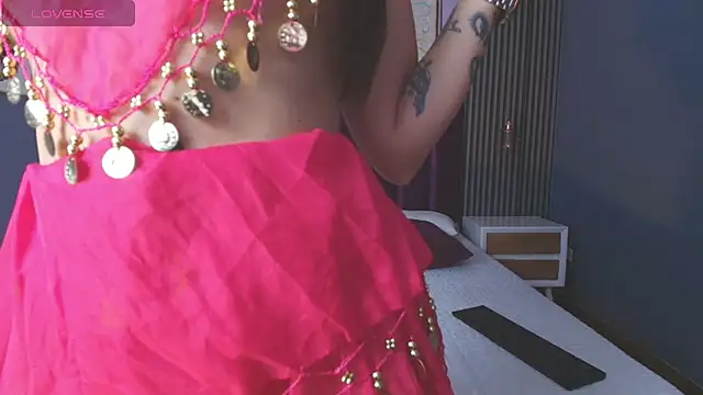 Snapshot of lunavelvet15 chatting on September 22, 2025, 12:07 pm lunavelvet15 online show from September 22, 2025, 12:07 pm