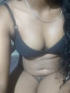 Snapshot of POOJA999 chatting on October 23, 2025, 9:02 pm POOJA999 online show from October 23, 2025, 9:02 pm