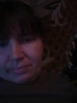 Snapshot of Romashka33011 chatting on October 10, 2025, 11:31 am Romashka33011 online show from October 10, 2025, 11:31 am