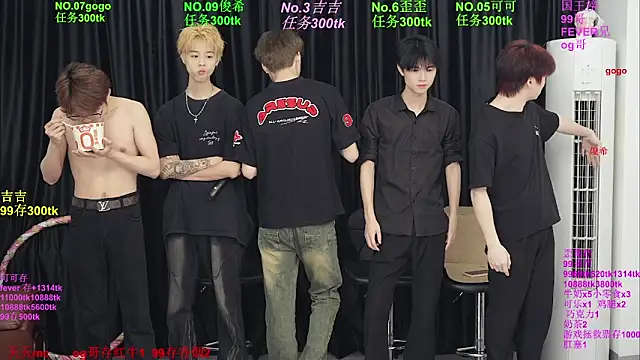 Beautifulboys-777 online show from May 22, 2026, 11:49 am