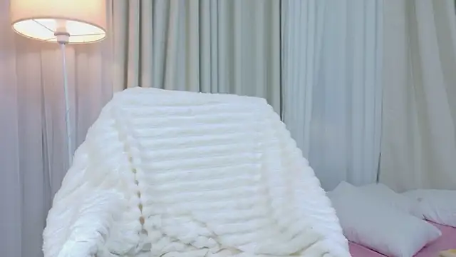 Vessi-babe online show from March 11, 2026, 8:04 pm