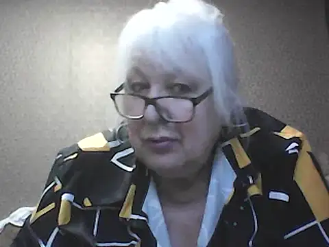 Alexia64231 online show from January 13, 2026, 3:23 am