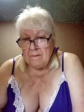 Alexia64231 online show from June 26, 2026, 10:58 pm