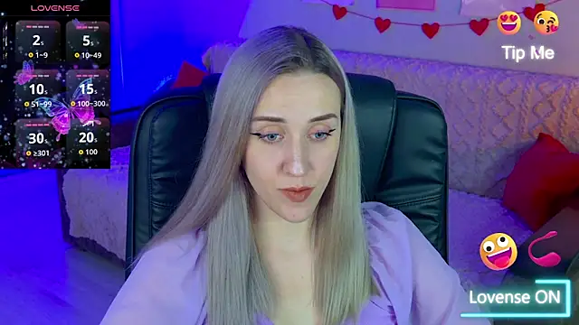 Snapshot of Free_Harmony chatting on September 28, 2025, 8:25 pm Free Harmony online show from September 28, 2025, 8:25 pm