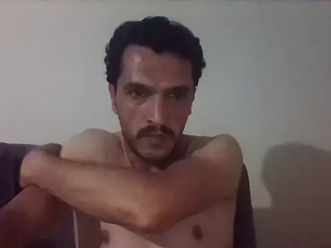bisexsualman online show from July 4, 2026, 9:21 pm