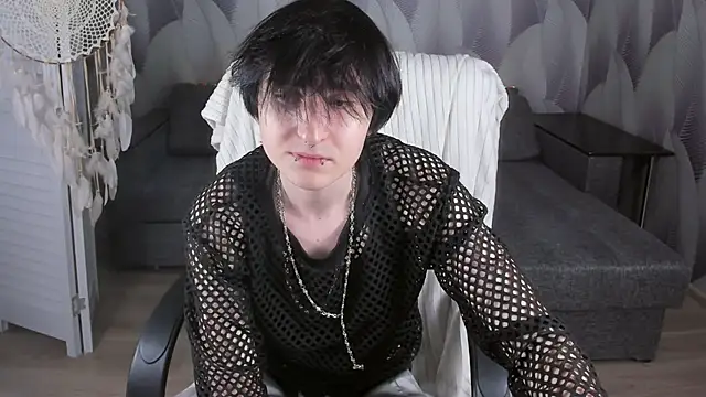 Noah Hilles online show from September 13, 2025, 8:08 pm