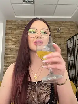 ScarlettVibe online show from September 10, 2025, 7:25 pm