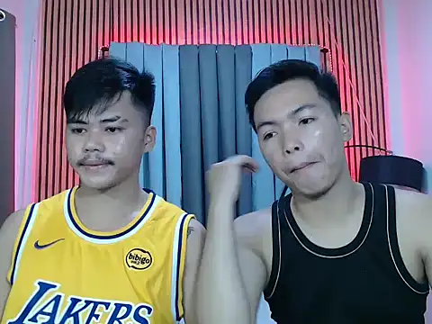 hot emman online show from November 17, 2025, 10:32 am