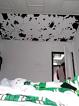 oxxy jean online show from February 16, 2026, 12:12 pm