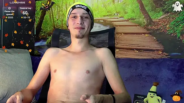 AxelMassimo online show from October 30, 2025, 3:52 am