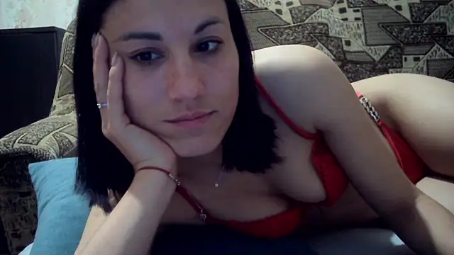 Snapshot of kiss_lovely_ chatting on April 18, 2026, 7:58 pm kiss lovely online show from April 18, 2026, 7:58 pm