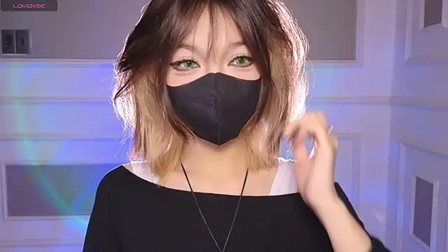      Panda      online show from May 9, 2026, 12:38 am