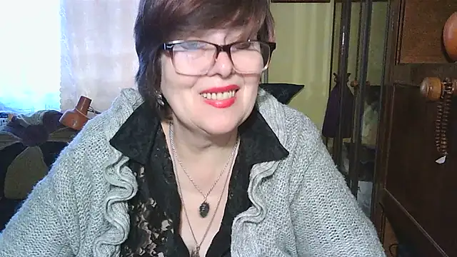 Snapshot of VeronicaGold511 chatting on February 26, 2026, 5:50 am VeronicaGold511 online show from February 26, 2026, 5:50 am