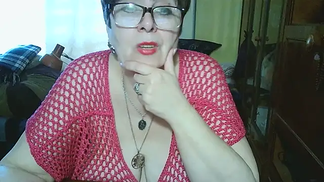 Snapshot of VeronicaGold511 chatting on March 6, 2026, 7:49 am VeronicaGold511 online show from March 6, 2026, 7:49 am