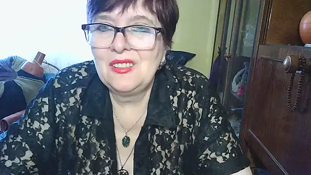 Snapshot of VeronicaGold511 chatting on March 8, 2026, 7:34 am VeronicaGold511 online show from March 8, 2026, 7:34 am