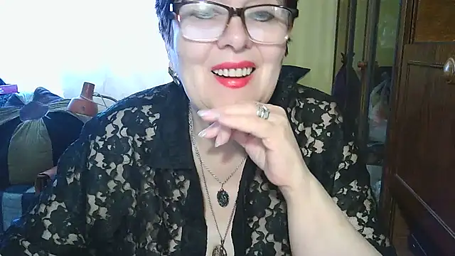 Snapshot of VeronicaGold511 chatting on March 12, 2026, 6:41 am VeronicaGold511 online show from March 12, 2026, 6:41 am